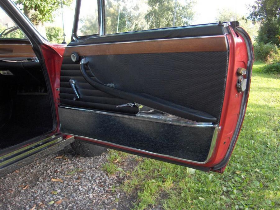  BMW 2000 CS 1965 года  (фото 15 из 53)